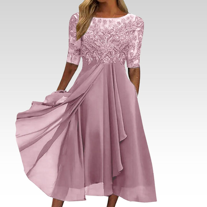 Zaria – The Flattering Lace Midi Dress