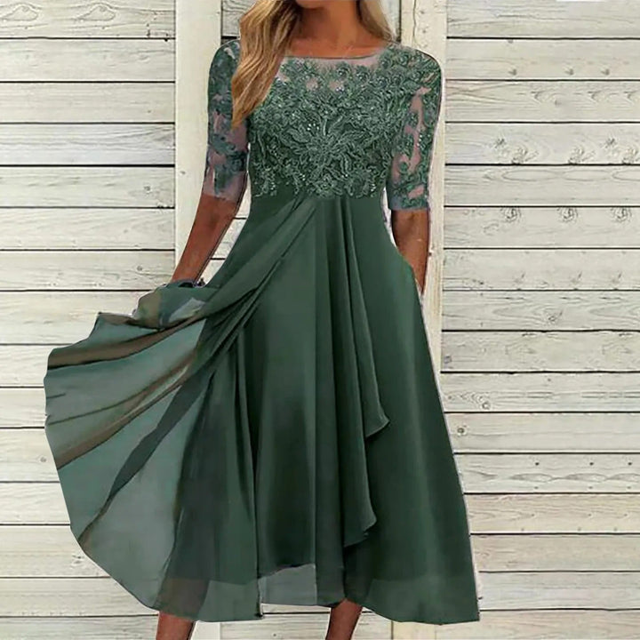 Zaria – The Flattering Lace Midi Dress